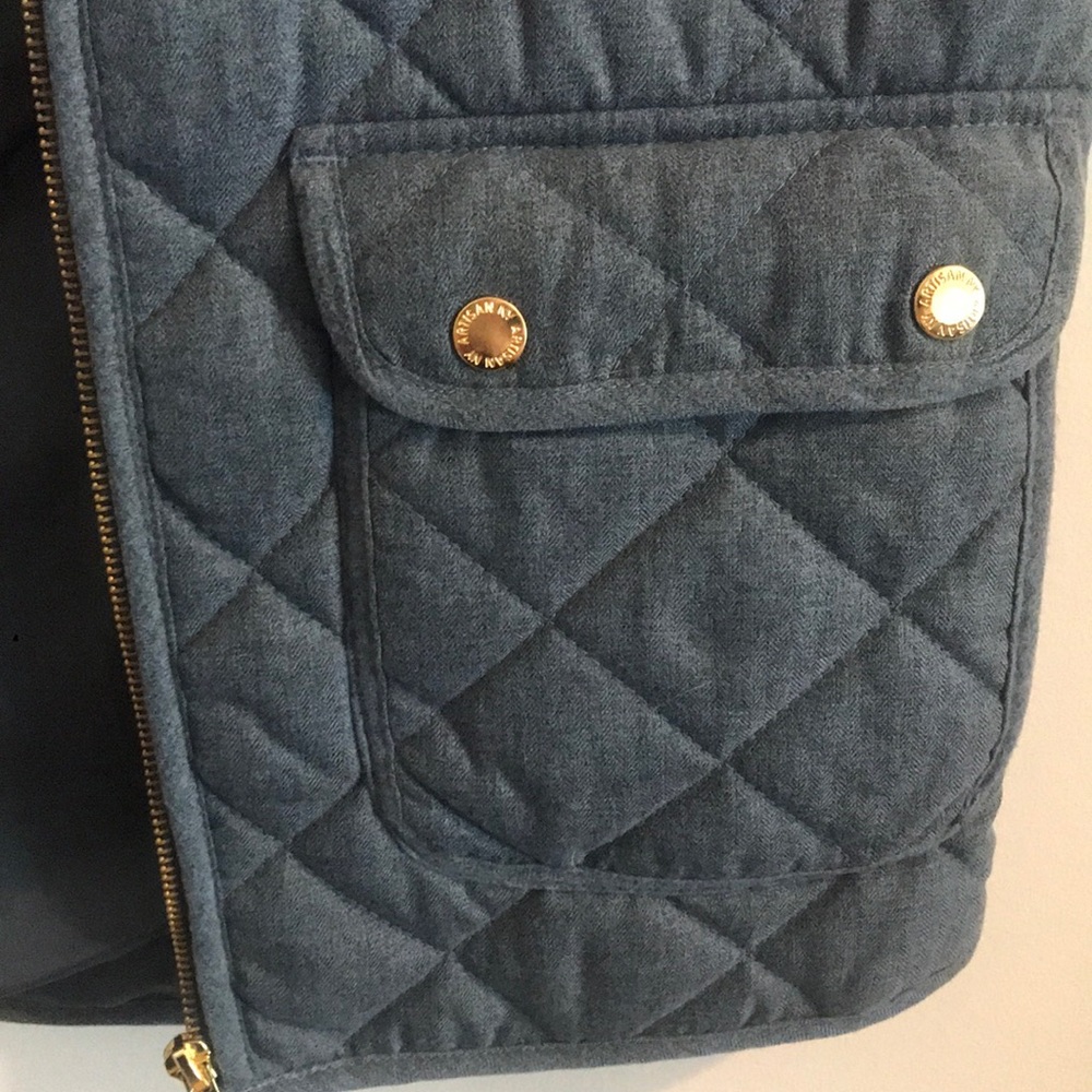 Blue vest - Picture 2 of 4